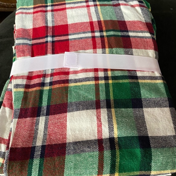 Christmas Pajamas Size Small - Picture 3 of 4